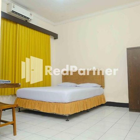 Hotel Transit 1 Makassar Redpartner المظهر الخارجي الصورة
