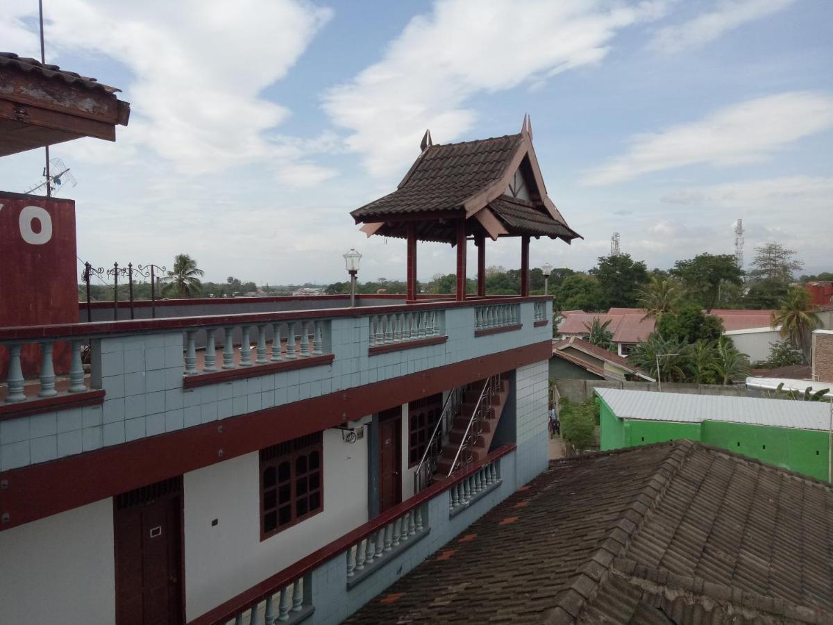 Hotel Transit 1 Makassar Redpartner المظهر الخارجي الصورة