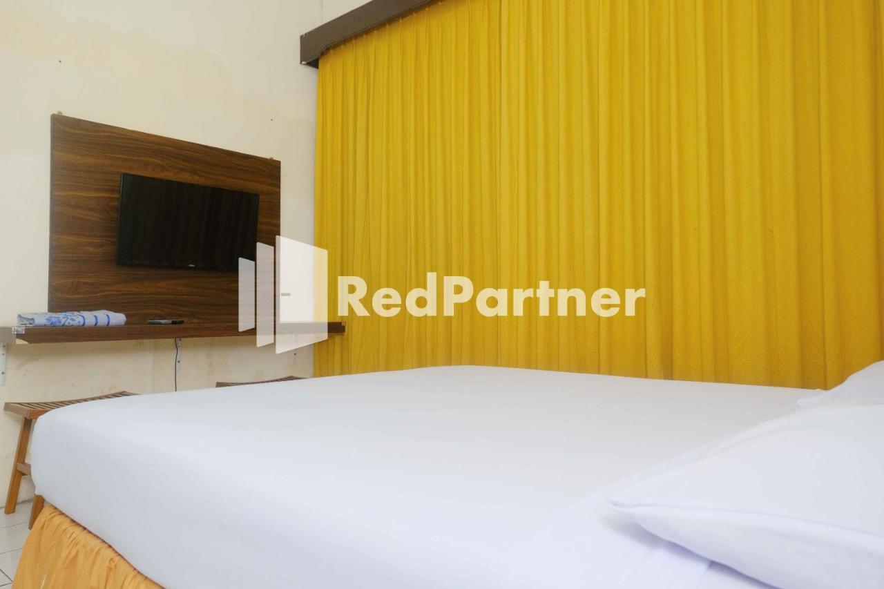 Hotel Transit 1 Makassar Redpartner المظهر الخارجي الصورة