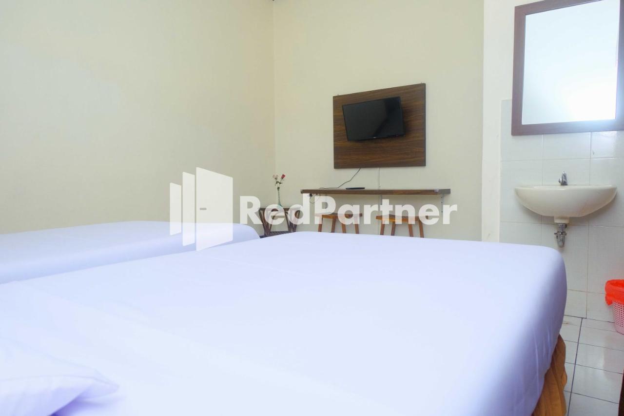 Hotel Transit 1 Makassar Redpartner المظهر الخارجي الصورة