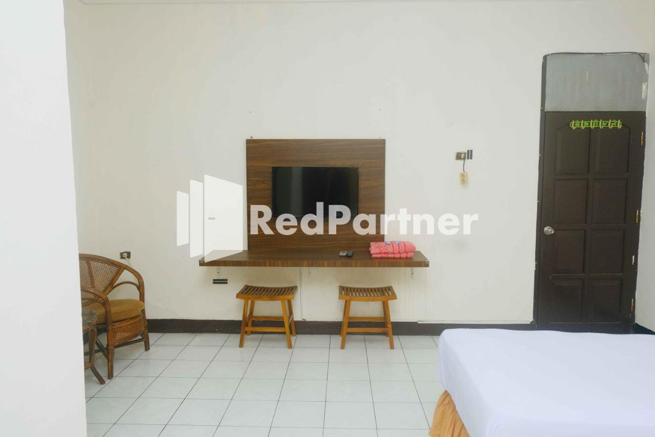 Hotel Transit 1 Makassar Redpartner المظهر الخارجي الصورة