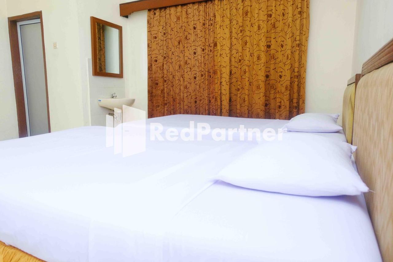 Hotel Transit 1 Makassar Redpartner المظهر الخارجي الصورة